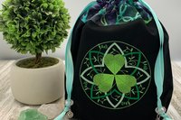 Shamrock Tarot Bag / Keepsake Bag / Drawstring Bag / Oracle Bag / Jewelry Bag / Crystal Bag / Gift Bag / Tarot Pouch / Cosmetic Bag