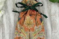 William Morris Tarot Bag/ Custom Tarot Bag/ Keepsake Bag / Drawstring Bag / Oracle Bag / Jewelry Bag / Crystal Bag / Gift Bag / Tarot Pouch