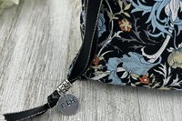 William Morris Tarot Bag/ Custom Tarot Bag/ Keepsake Bag / Drawstring Bag / Oracle Bag / Jewelry Bag / Crystal Bag / Gift Bag / Tarot Pouch