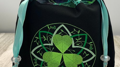 Shamrock Tarot Bag / Keepsake Bag / Drawstring Bag / Oracle Bag / Jewelry Bag / Crystal Bag / Gift Bag / Tarot Pouch / Cosmetic Bag