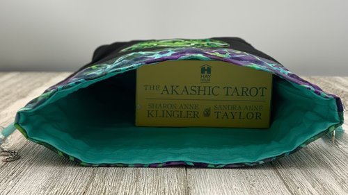 Shamrock Tarot Bag / Keepsake Bag / Drawstring Bag / Oracle Bag / Jewelry Bag / Crystal Bag / Gift Bag / Tarot Pouch / Cosmetic Bag