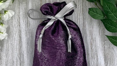 Velvet - Metallic Purple Tarot Bag/ Custom Tarot Pouch/ Keepsake Bag / Drawstring Bag / Oracle Bag / Crystal Bag / Tarot Pouch