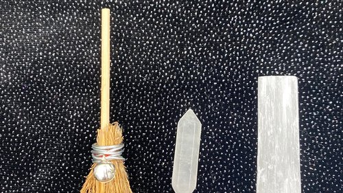 Saturn Mini Altar Kit, Crystal Set, Altar Items, Spell Casting Items, Mini Altar items, Traveling Altar Items, Witch Kit, Meditation