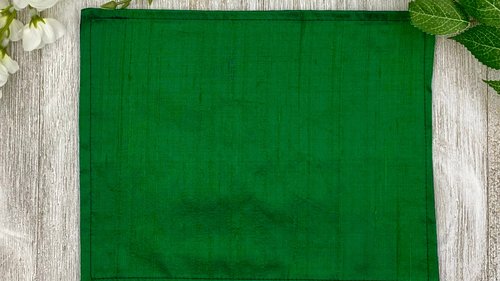 Silk MINI Altar Cloth - Green, Traveling Altar Cloth, Portable Altar Cloth, Small Spaces Altar, Home Office Altar