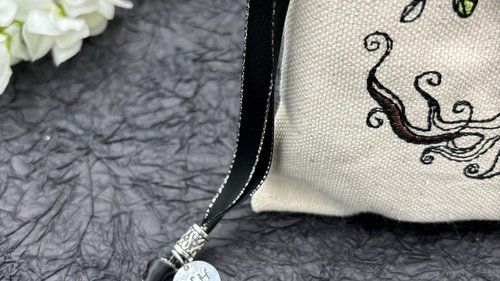 Tree Embroidered Silk lined Tarot Bag Keepsake Bag / Drawstring Bag / Jewelry Bag / Crystal Bag / Gift Bag / Tarot Pouch