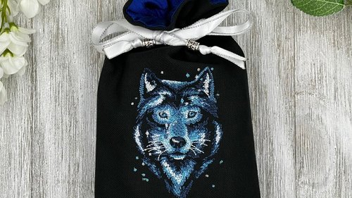 Wolf Embroidered Silk lined Tarot Bag Keepsake Bag / Drawstring Bag / Jewelry Bag / Crystal Bag / Gift Bag / Tarot Pouch