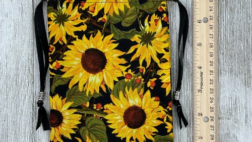 Sunflower Tarot Bag/ Custom Tarot Bag/ Keepsake Bag / Drawstring Bag / Oracle Bag / Jewelry Bag / Crystal Bag / Gift Bag / Tarot Pouch