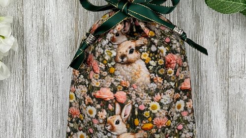 Bunny Tarot Bag/ Custom Tarot Bag/ Keepsake Bag / Drawstring Bag / Oracle Bag / Jewelry Bag / Crystal Bag / Gift Bag / Tarot Pouch