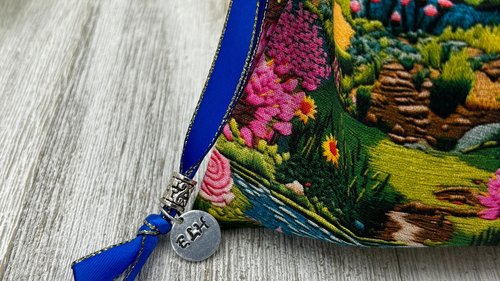 Serene Tarot Bag/ Custom Tarot Pouch/ Keepsake Bag / Drawstring Bag / Oracle Bag / Crystal Bag / Tarot Pouch / Cosmetic Bag