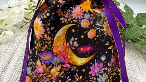 Moon Garden Tarot Bag/ Custom Tarot Pouch/ Keepsake Bag / Drawstring Bag / Oracle Bag / Crystal Bag / Tarot Pouch / Cosmetic Bag