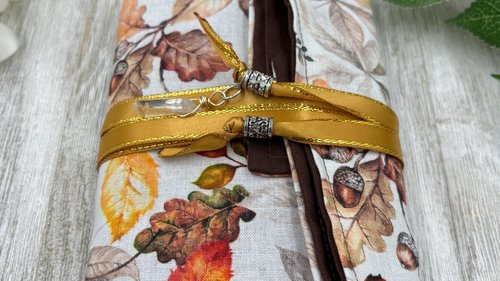 Reversible Cotton Lined Tarot Wrap/ Leaves Tarot Wrap / Tarot Supplies / Tarot Deck Storage / Tarot Cloth / Tarot Supplies / Altar