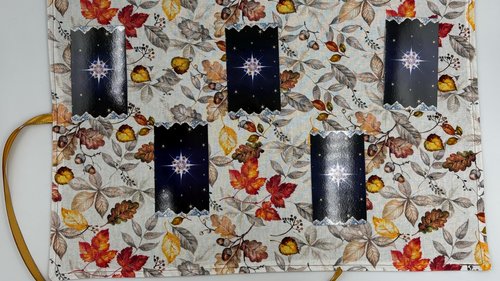 Reversible Cotton Lined Tarot Wrap/ Leaves Tarot Wrap / Tarot Supplies / Tarot Deck Storage / Tarot Cloth / Tarot Supplies / Altar